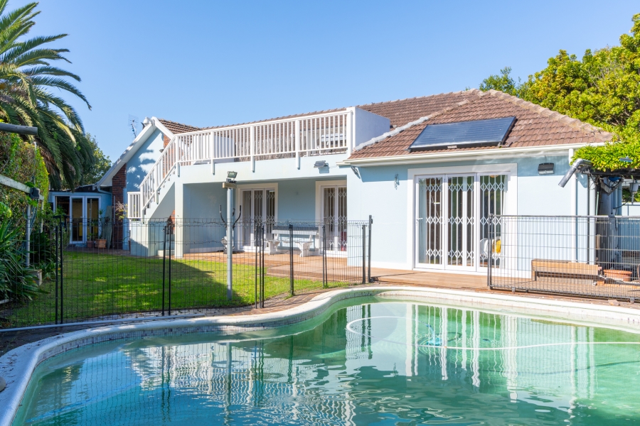 4 Bedroom Property for Sale in Plumstead Western Cape
